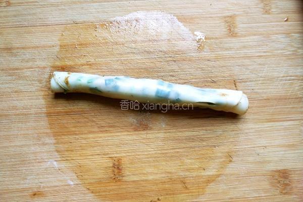 饺子皮葱油饼的做法图解13