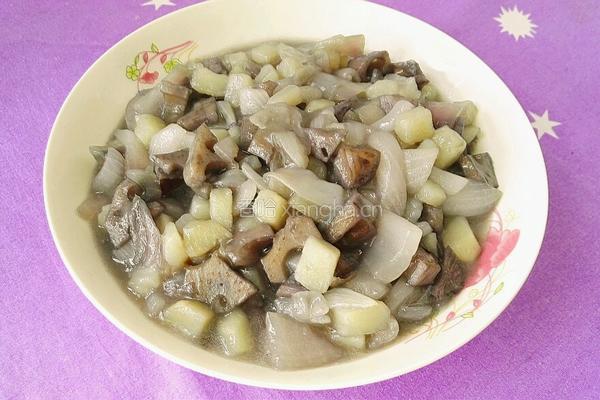 洋葱藕丁炒土豆的做法图解13