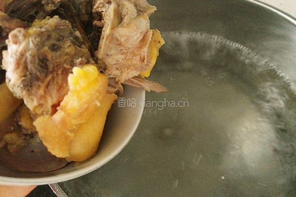 黄豆莲藕鸡汤的做法图解6