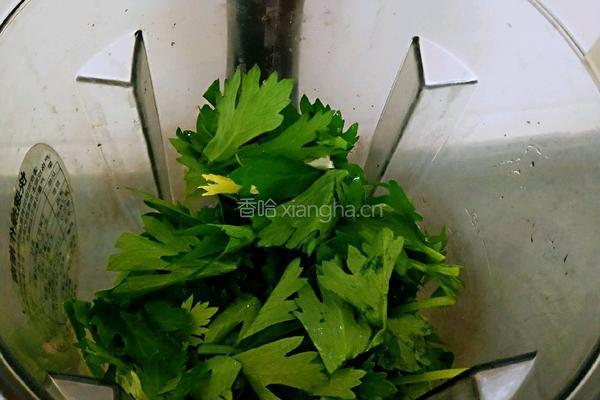 芹菜生饮的做法图解3