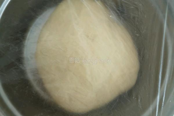 芝士火腿牛角包的做法图解4