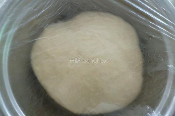 芝士火腿牛角包的做法图解6