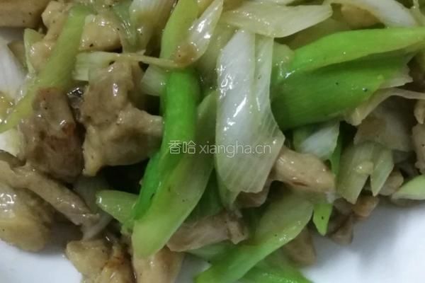 大葱炒鸡腿的做法图解5