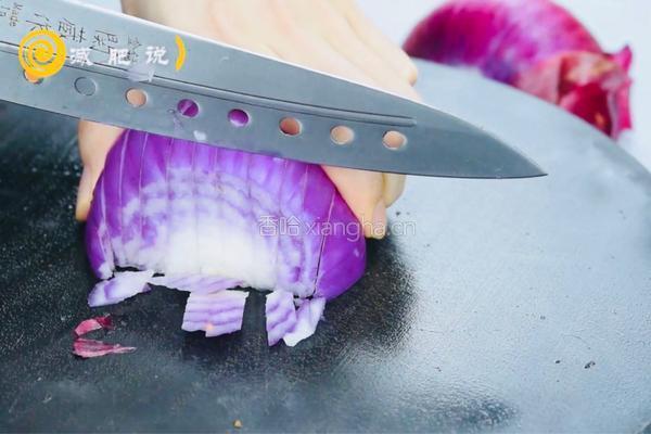 颜值爆表减肥餐 | 咖喱牛肉杂粮饭的做法图解3