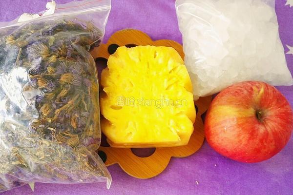 菠萝苹果勿忘我花茶的做法图解1