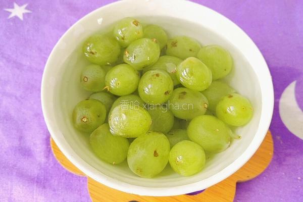 轻食水果沙拉的做法图解2