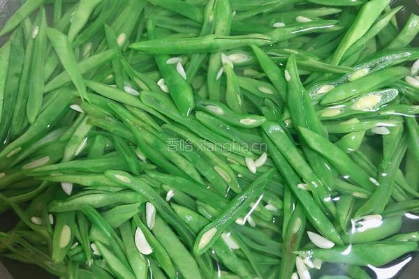 五花肉豆角丝的做法图解4