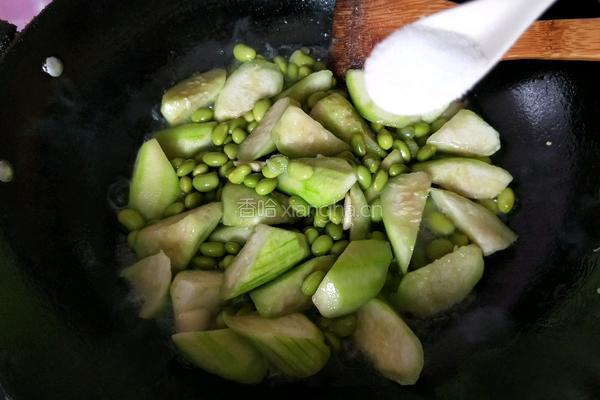 毛豆炒丝瓜的做法图解9