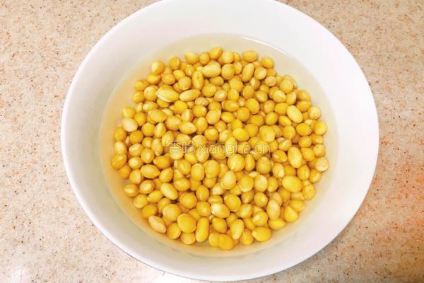 黄豆薏米豆浆（无加热破壁机版）的做法图解1