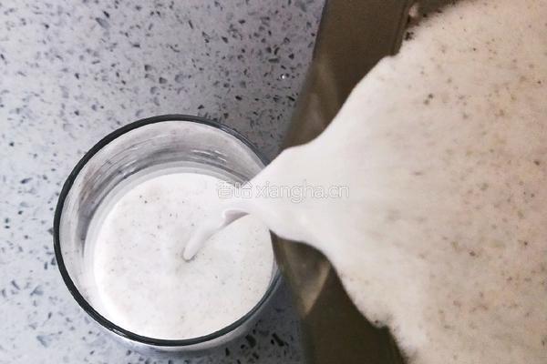 火龙果奶昔的做法图解9