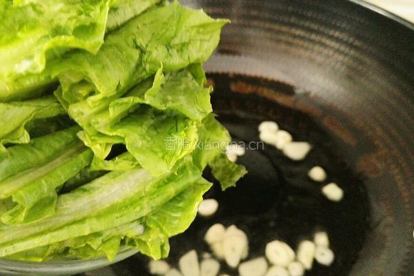 清炒油麦菜的做法图解5