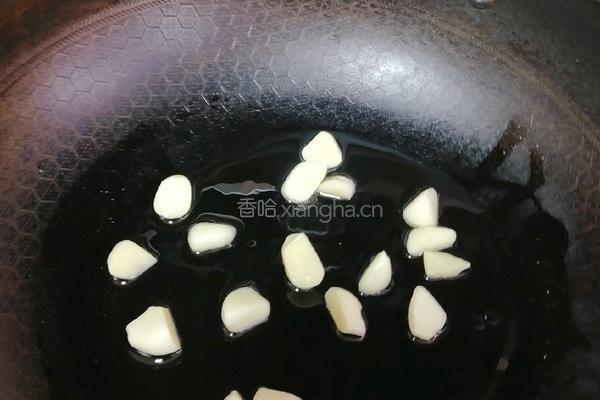 大蒜煨口蘑的做法图解7