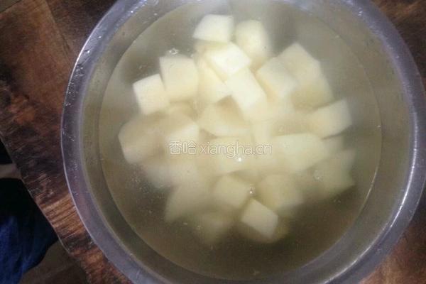 排骨焖土豆的做法图解9