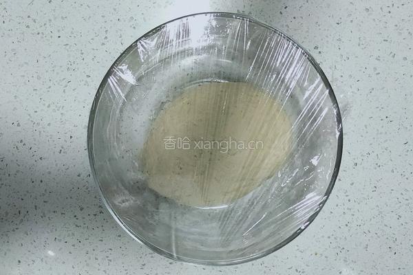 韭菜盒子的做法图解3
