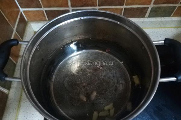 黄瓜肉片汤的做法图解5