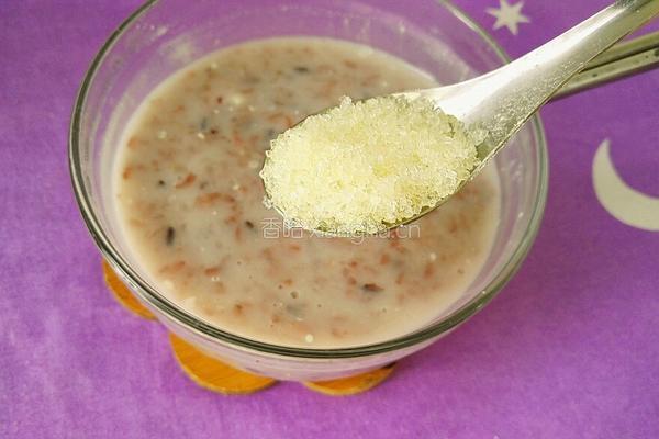 黑米奶香煎饼的做法图解4