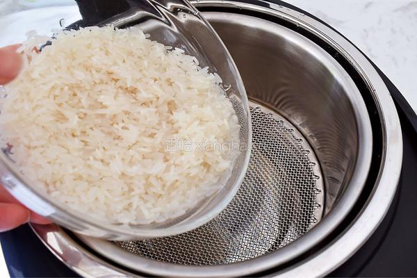 K丅猫米饭鸡排汉堡的做法图解3