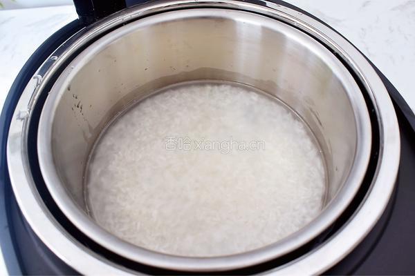 K丅猫米饭鸡排汉堡的做法图解4