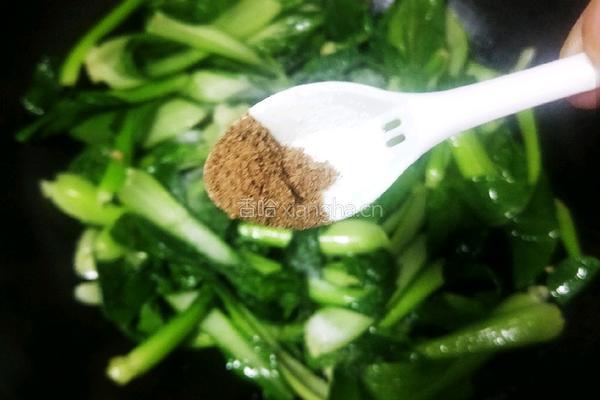 口蘑炒青菜的做法图解10