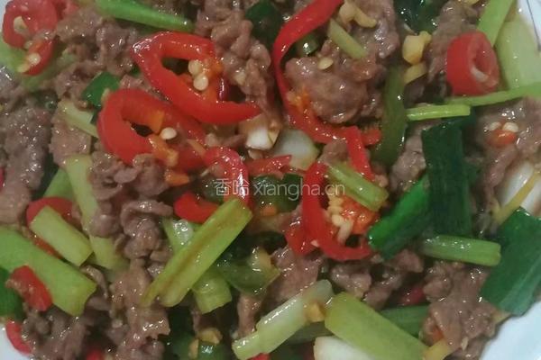 牛肉炒芹菜