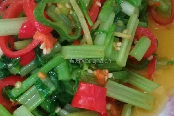 牛肉炒芹菜的做法图解2