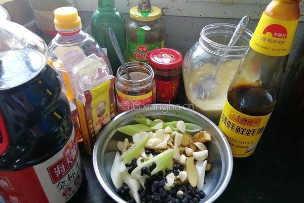 土豆烧排骨的做法图解2