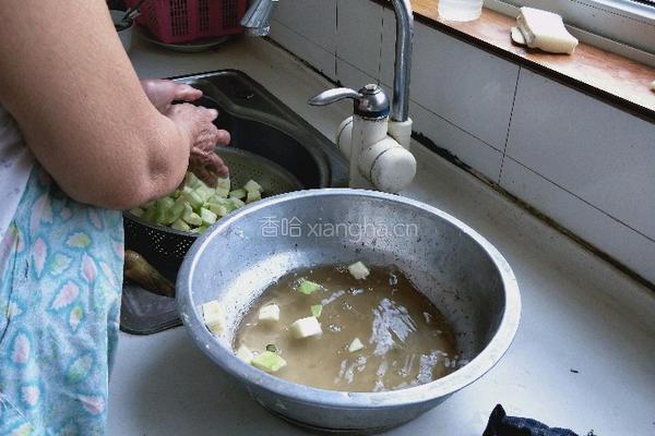 茄子西红柿的做法图解3