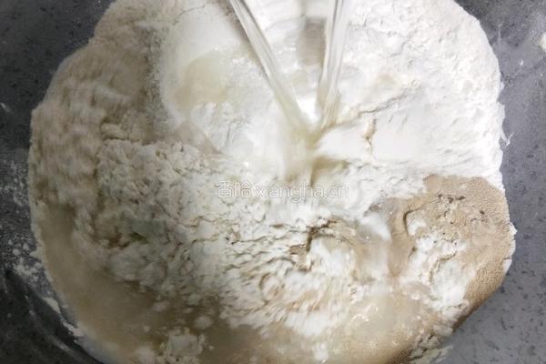黑芝麻肉饼(不用揉面）的做法图解3
