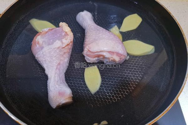 手撕鸡腿的做法图解1