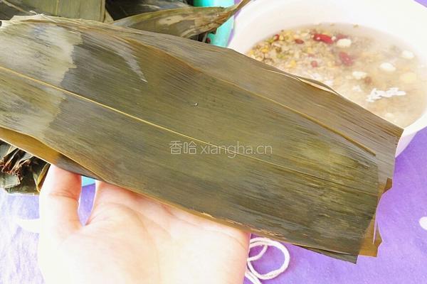八宝米三角粽的做法图解7