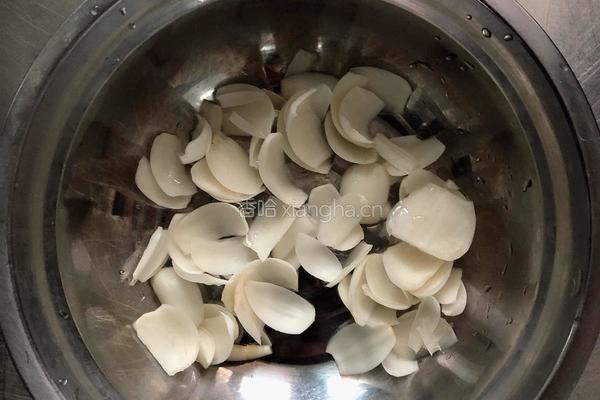 百合莲子绿豆粥（杂粮）的做法图解2