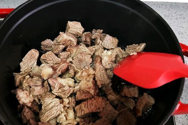 红烧牛腩的做法图解11