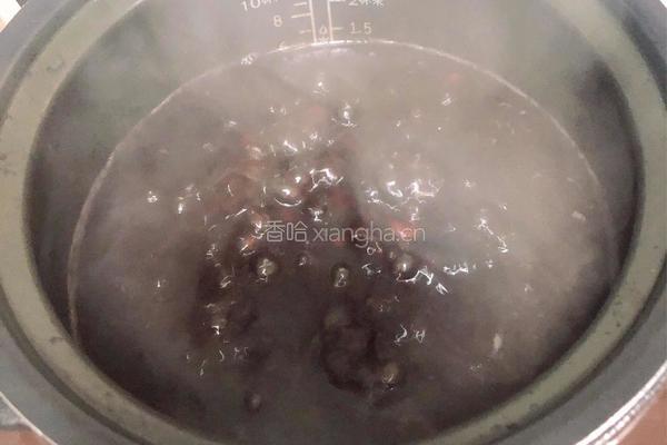 山药黑米药膳粥（补血补气）的做法图解7