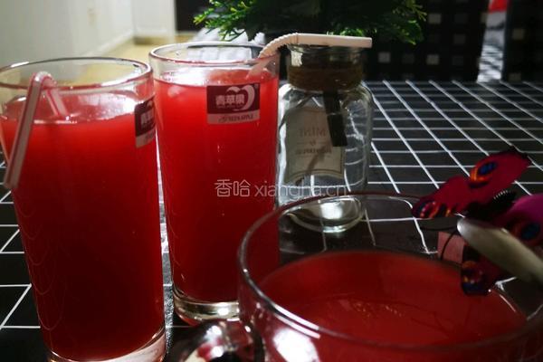 冰凉可口的西瓜汁