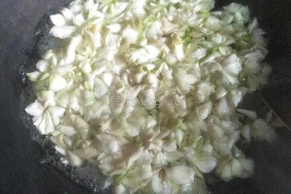 搅拌栀子花的做法图解2