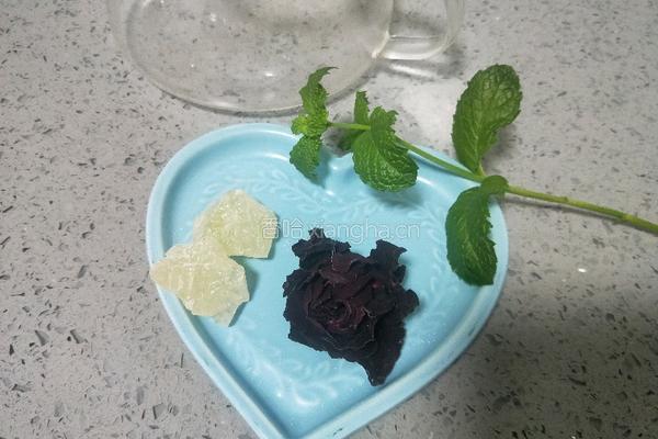 大玫瑰薄荷茶的做法图解1