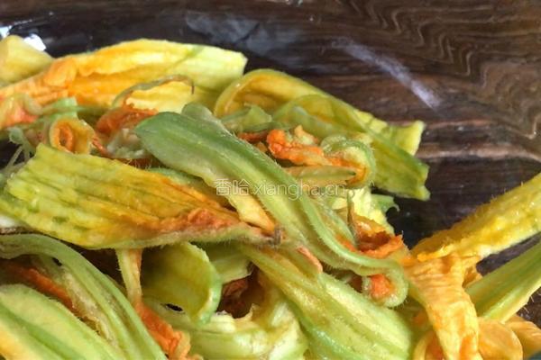 南瓜花饼的做法图解2