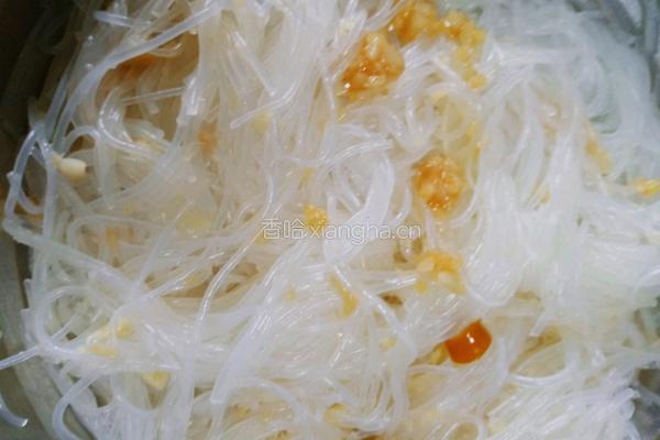 蒜蓉小龙虾粉丝（内附详细清洗小龙虾教程）的做法图解5