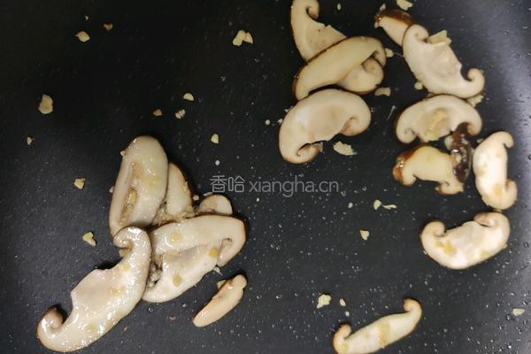牛肝菌香菇煎番茄烩豆腐（纯素）的做法图解2
