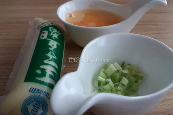 日本豆腐蒸蛋羹的做法图解1
