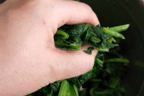 白芸豆拌菠菜的做法图解7