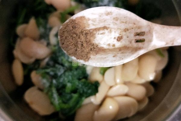 白芸豆拌菠菜的做法图解12