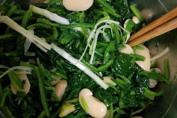 白芸豆拌菠菜的做法图解18
