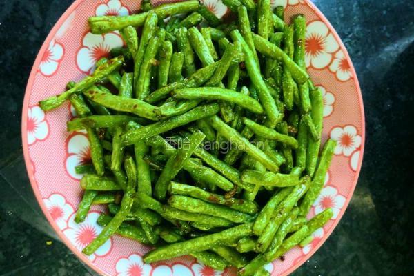 干煸豆角的做法图解4