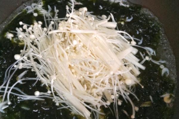西红柿紫菜汤的做法图解4