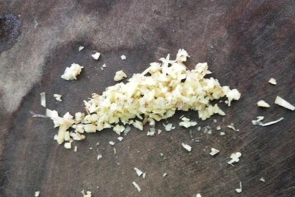 腊肉炒包菜的做法图解4