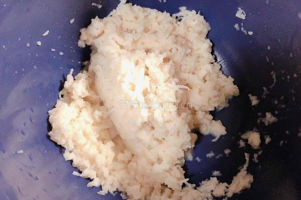 香煎藕丁香芹肉饼的做法图解2