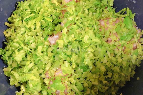 香煎藕丁香芹肉饼的做法图解5
