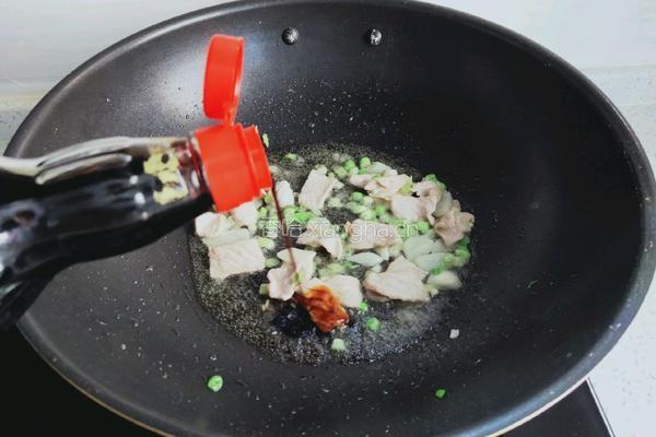 西瓜皮炒肉的做法图解7