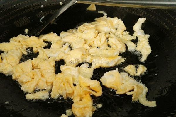 韭菜鸡蛋饺子的做法图解6
